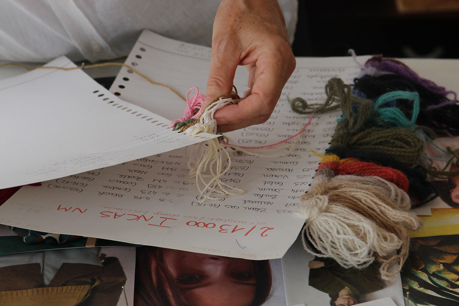 template--28223156945273__section_hero_AWcWLd