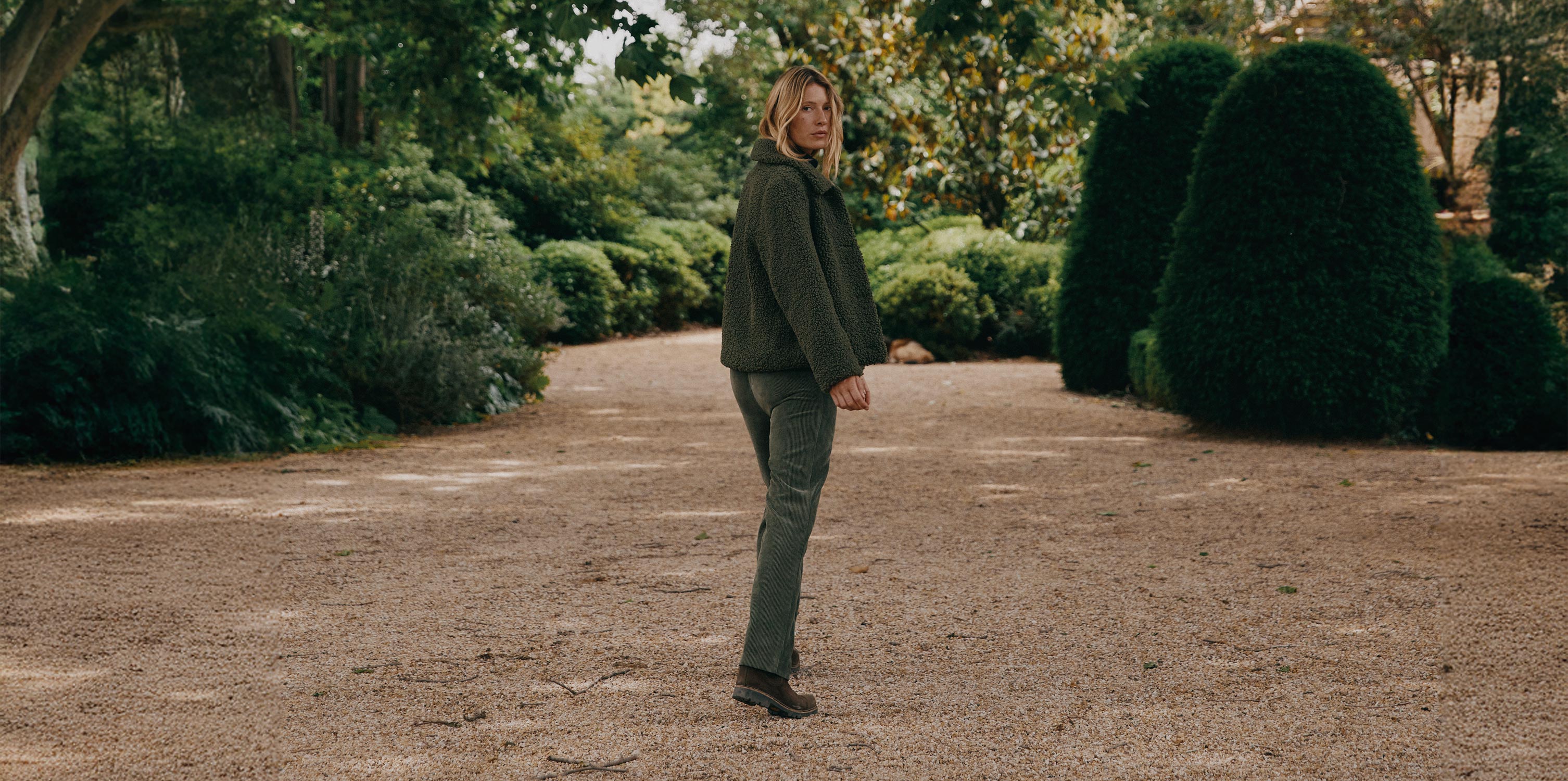 template--27890581143929__section_hero_dwPjK9