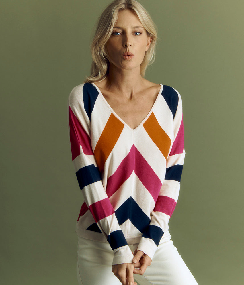 Knitted sweater with placed stripes AVIRON-BIS/85110/781