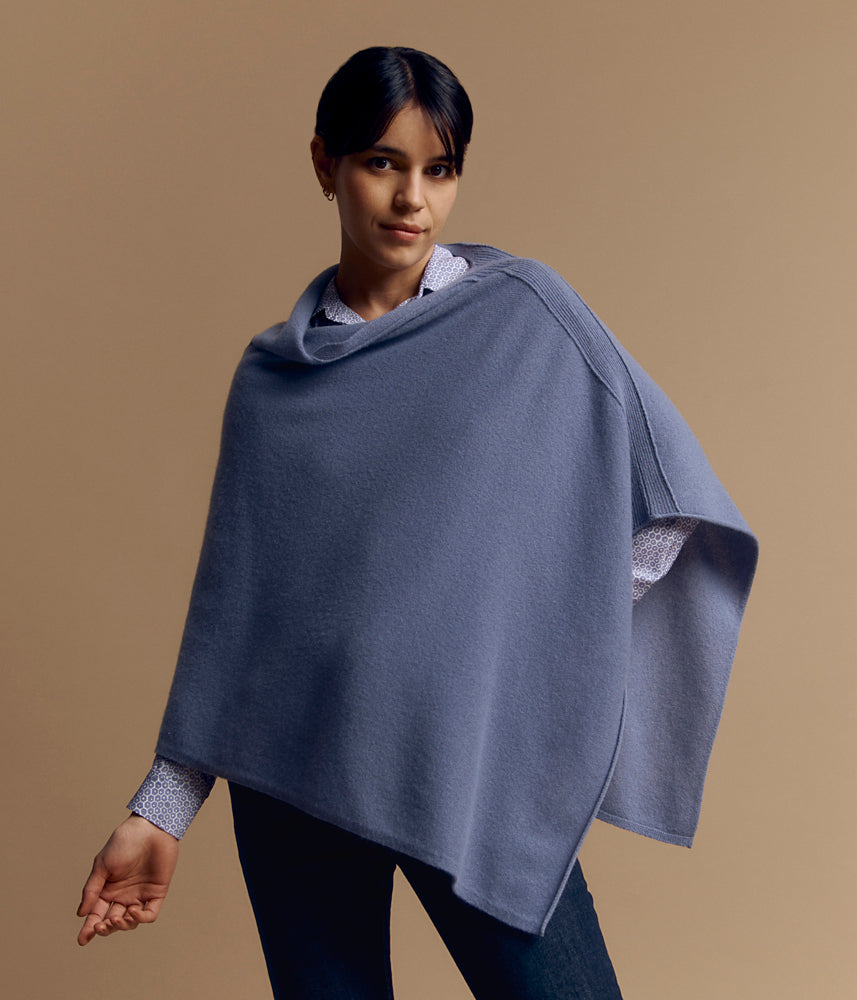 Cashmere knitted cape GIRLYNETTE/84126/347